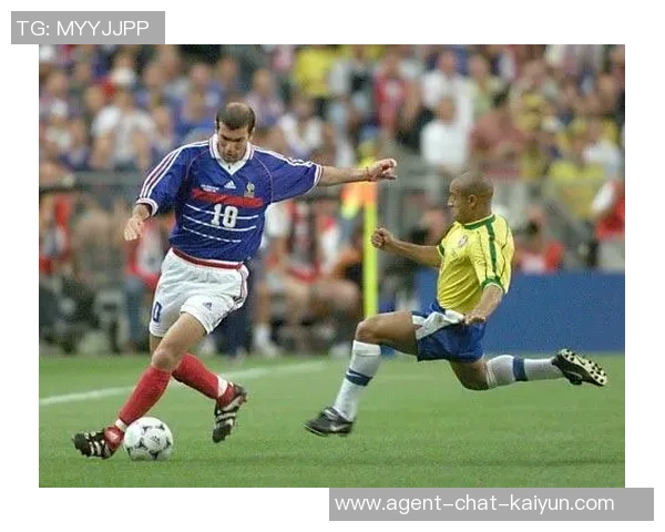 掌合天下足球引领全球足球潮流助力梦想成真